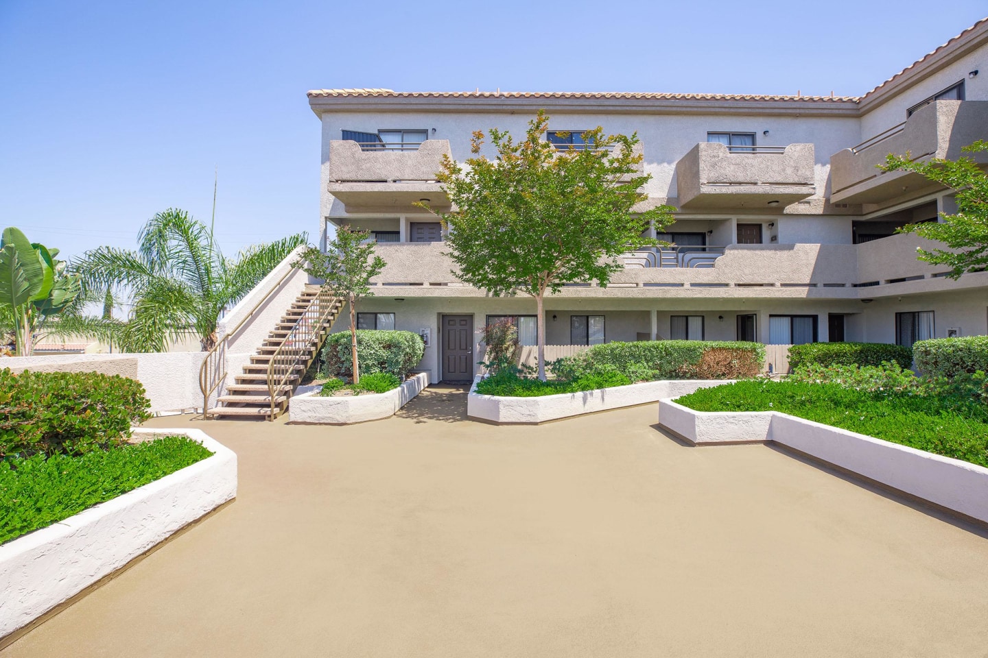 Glenoaks Terrace Apartments Image 6