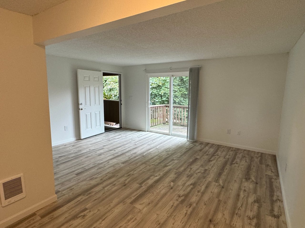 Garden View Apartments Image 10