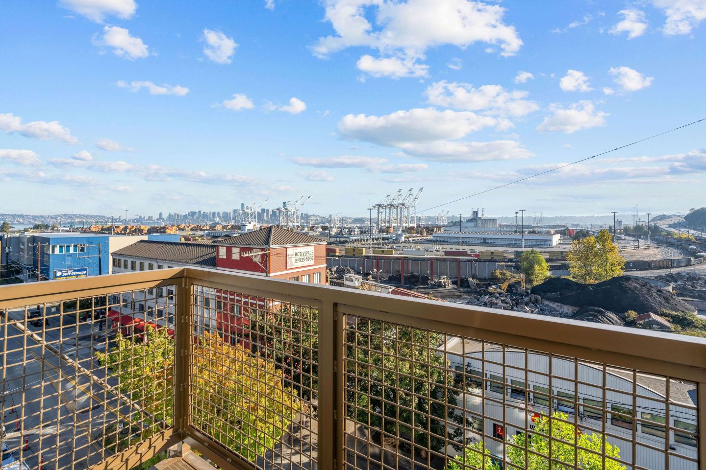 Harbor Flats Image 18