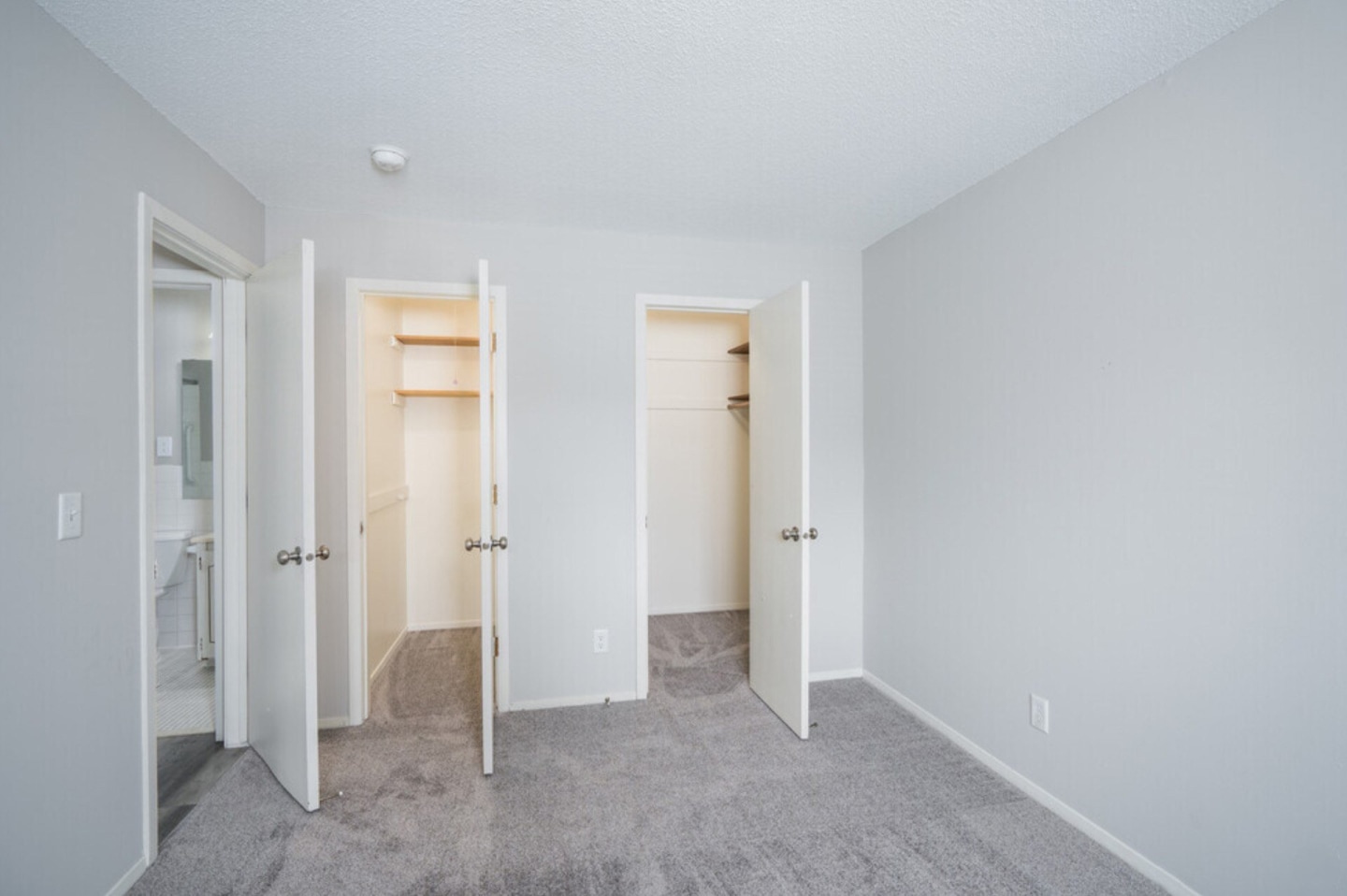 Charlton Place Image 28