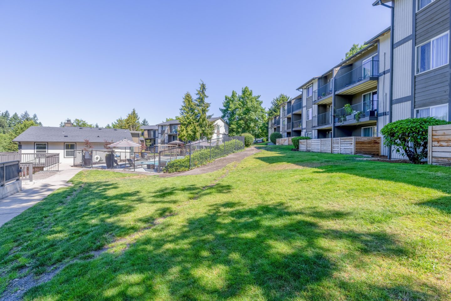 Kent Terrace Apartments Image 3