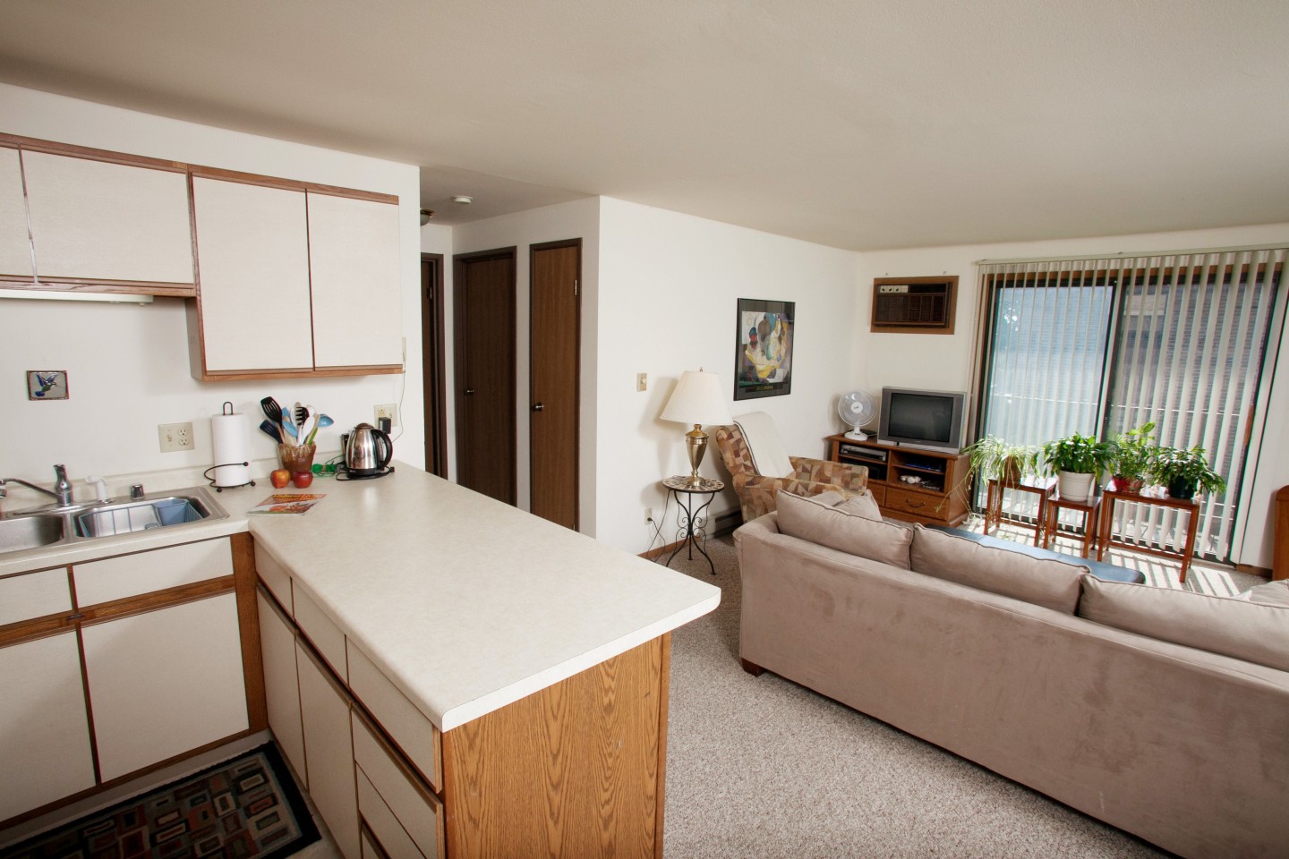 Applegate Apartments Image 3