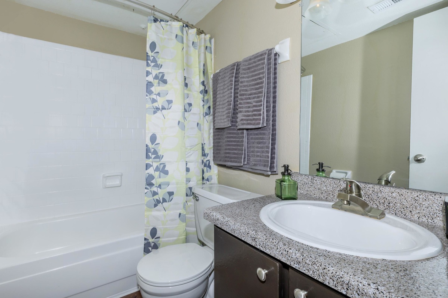 Residence at Deer Park Apartments Image 21