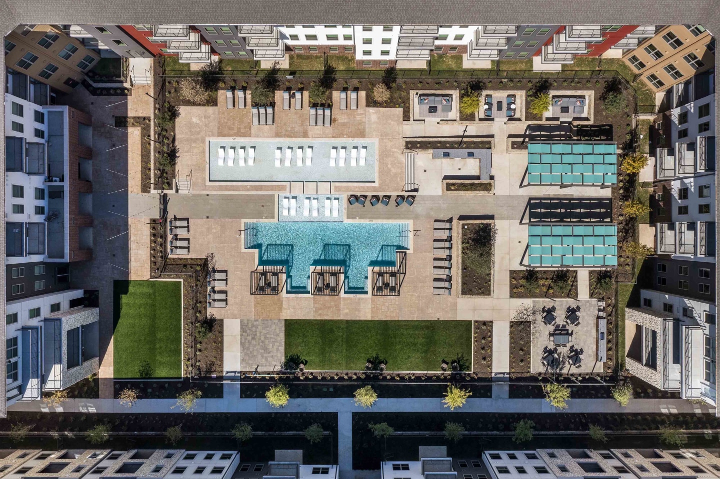 Sagemont Luxury Living Image 37