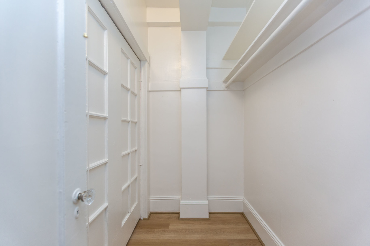 320 Turk Apartments Image 6