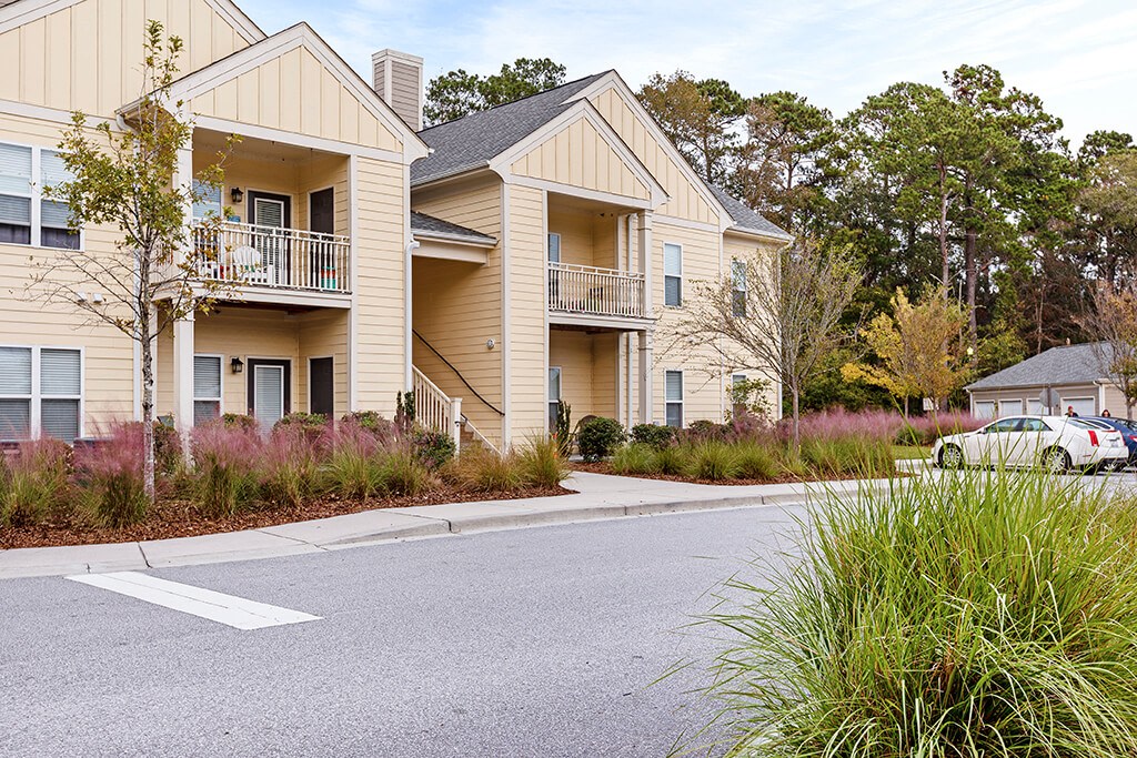 The Apartments at Shade Tree Image 11