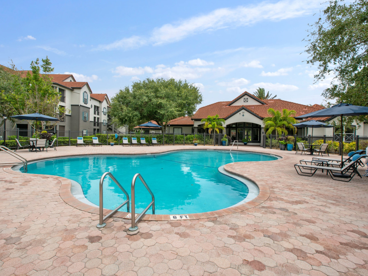 Lucerne at Lake Brandon Apartments Image 16