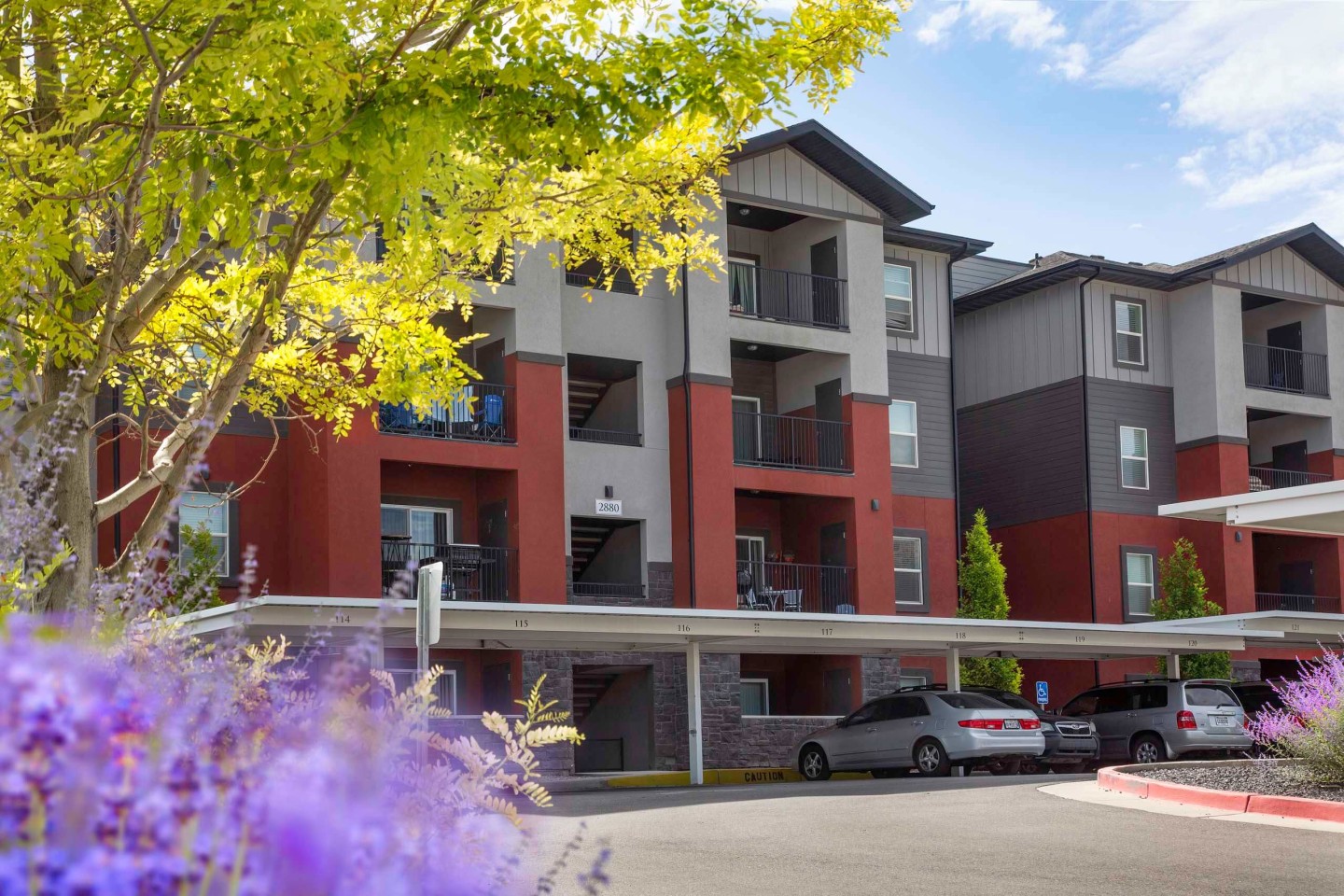 Oquirrh Hills Image 13