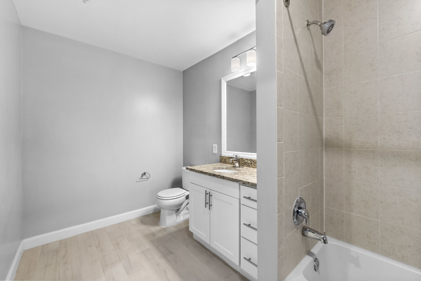 Harbor Pointe Image 84