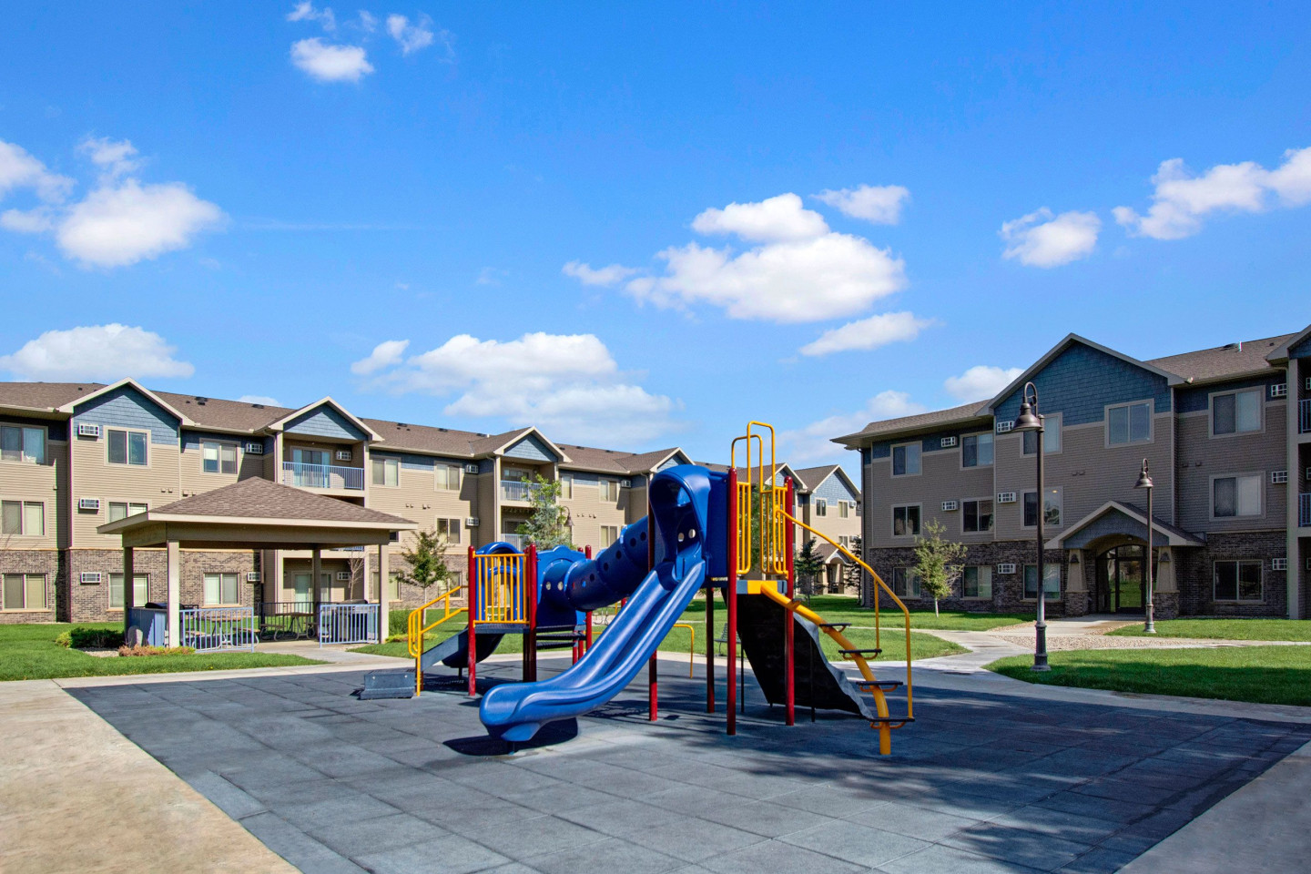 Williston Garden Apartments Image 21