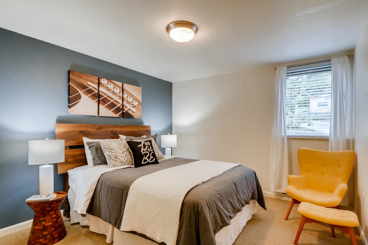 Sunnyside Village Image 14