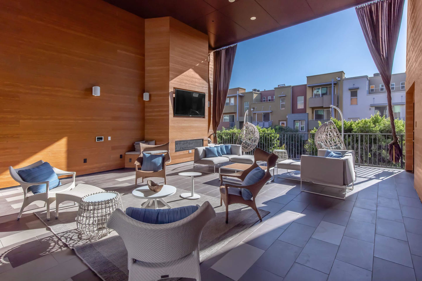Prisma Apartments Image 9