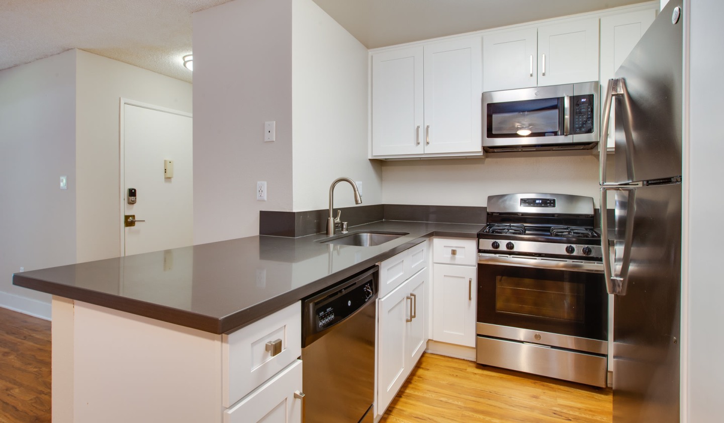 Indian Oaks Apartments Image 6