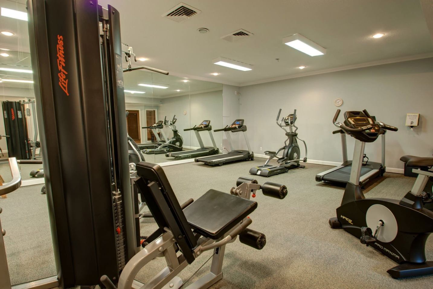 Villa Medici Apartments and Townhomes  Image 1