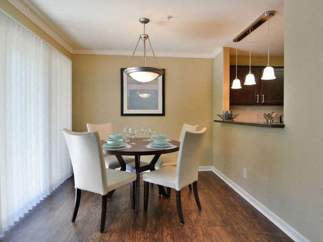Crooked Oak Image 10