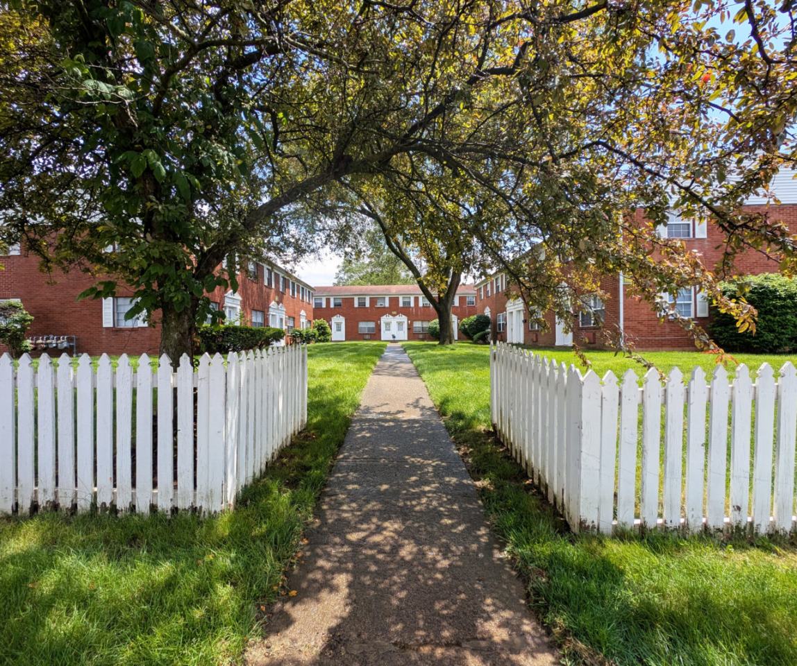 Hamilton Arms Apartments Image 38