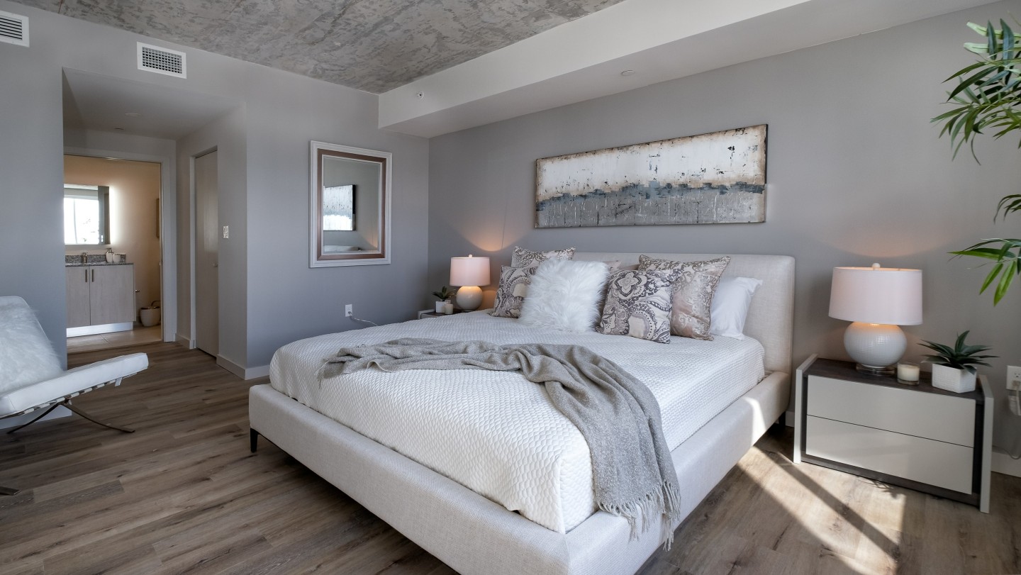 Hollywood East Luxury Apartments Image 20