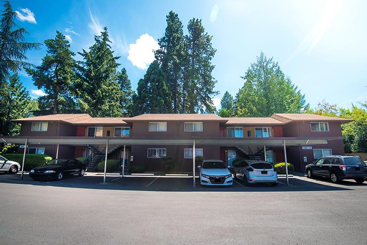 Royal Oaks Image 6