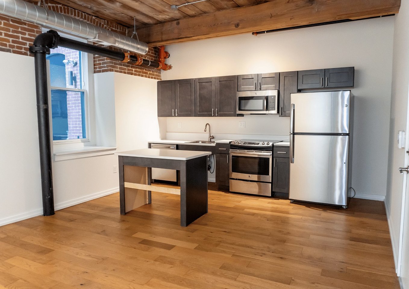 Cambridge Loft Image 2