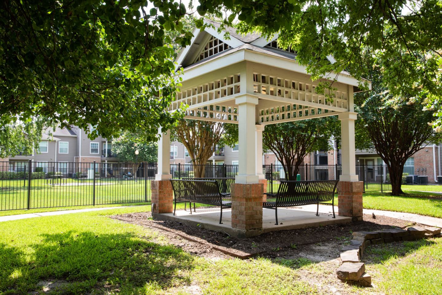 Memorial Heights Image 23