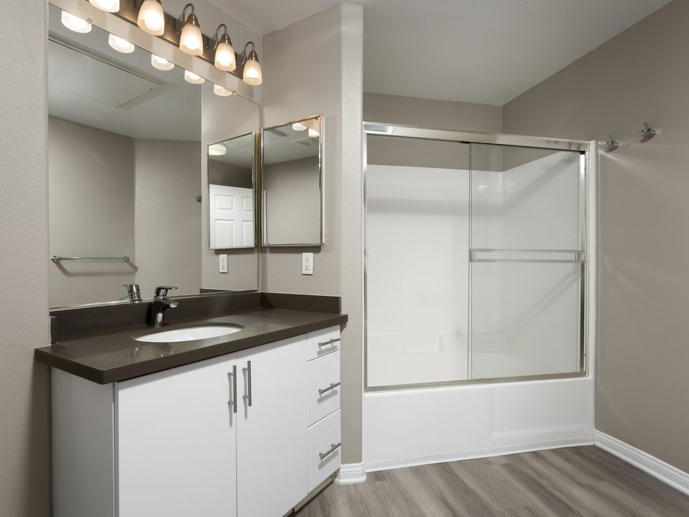 Avalon Pasadena Image 7