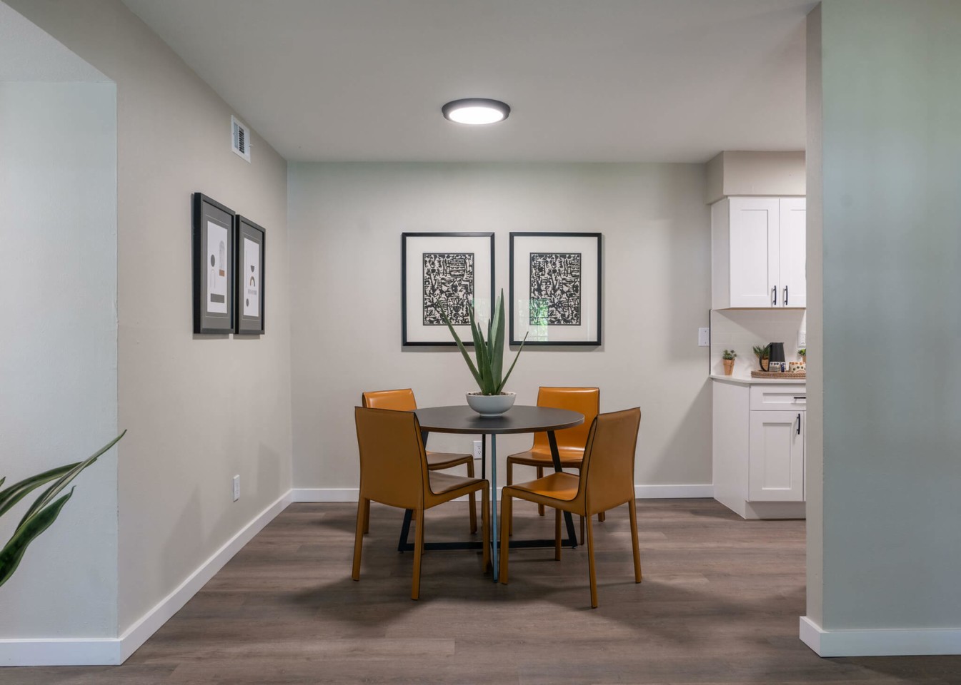 Highpoint Creek Apartments Image 4