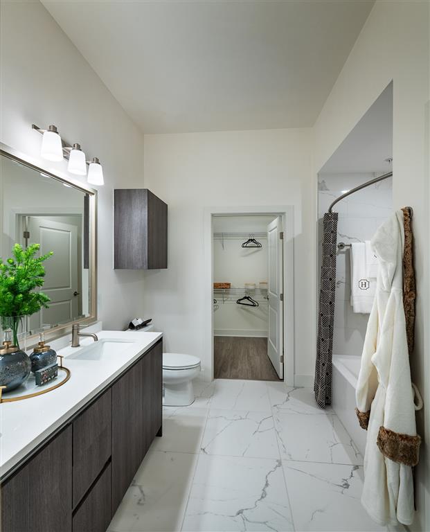 Kinley West LA Image 5