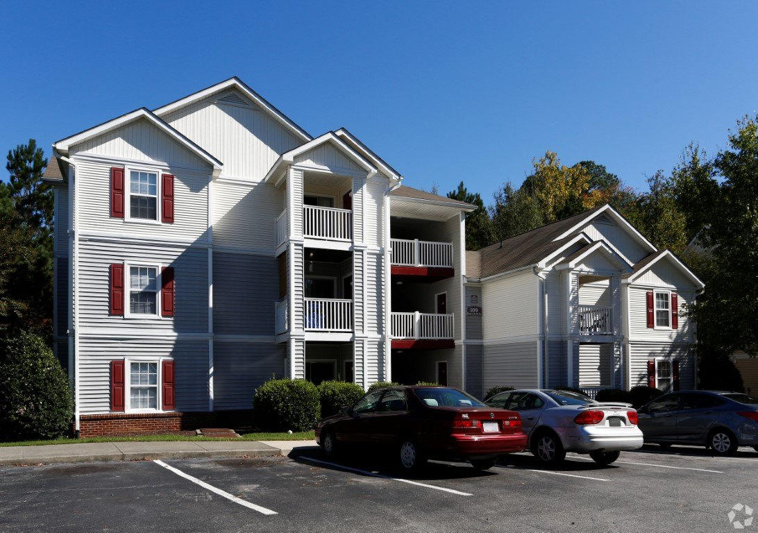 Avon Crossings Image 18