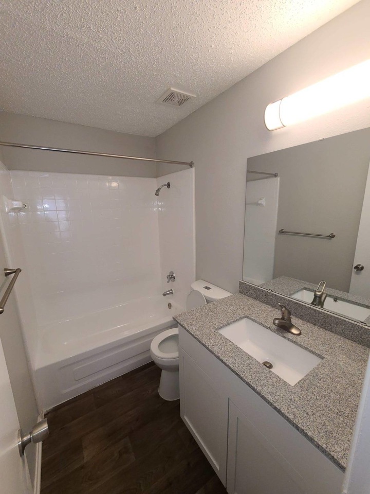 West Wind Apartments Image 16