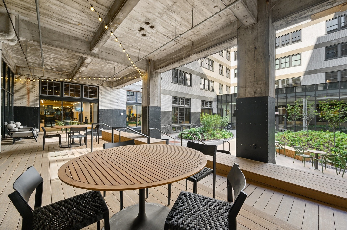 The Victor Luxury Apartments Image 38