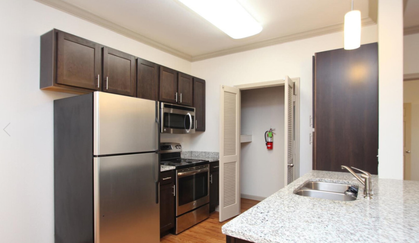 Lexington Place III Image 3