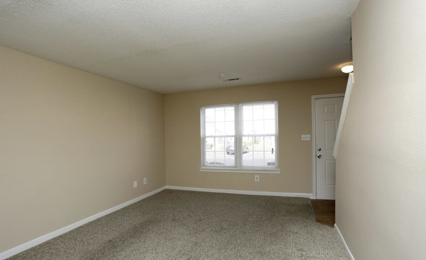 Jamestown Pointe Apartments Image 18