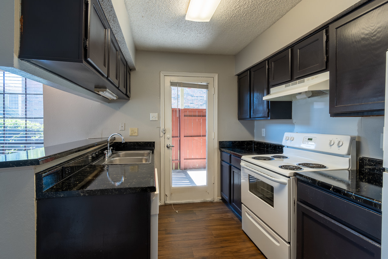 La Prada Place Apartments Image 32