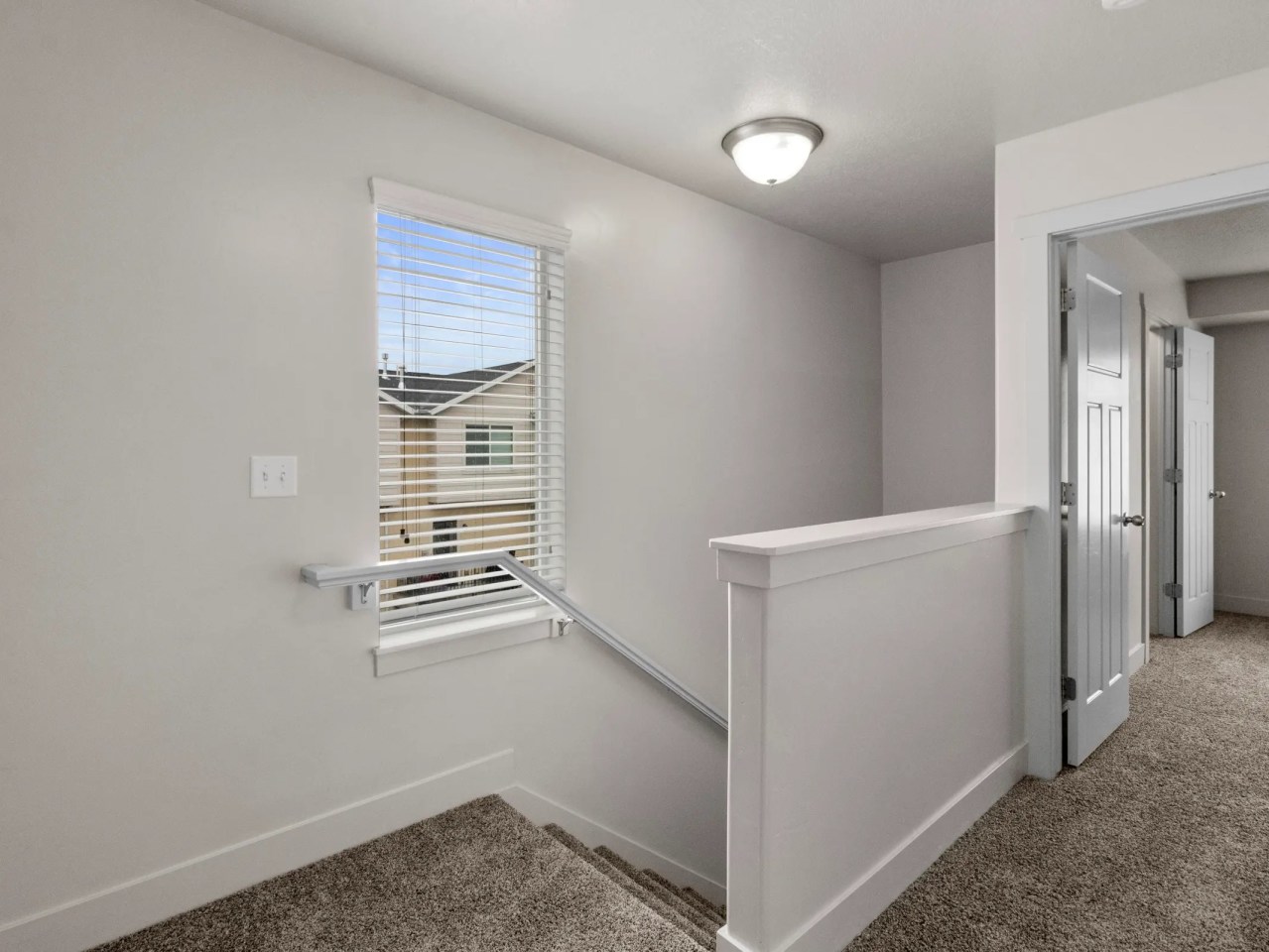 South Ridge Townhomes Image 10