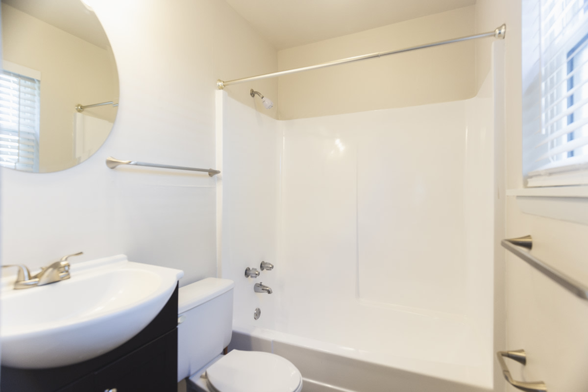 Cambridge House Apartments - Student Housing Image 9