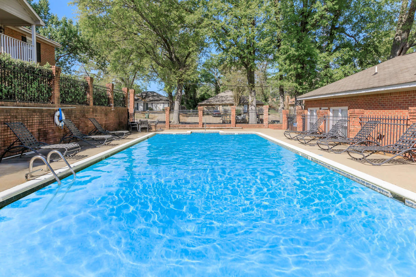 Turtle Place Apartments Image 2