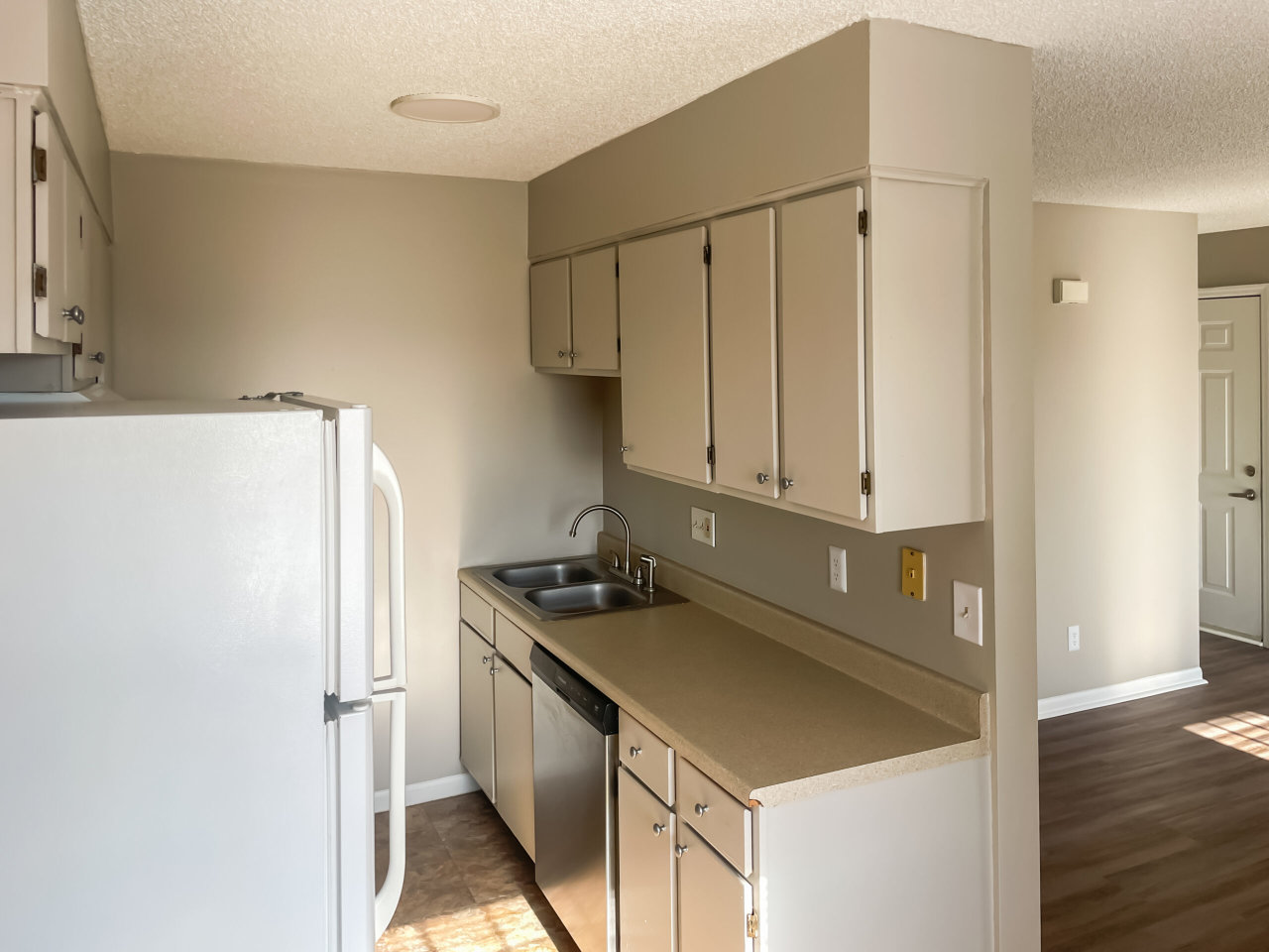 Turnberry Square Image 1