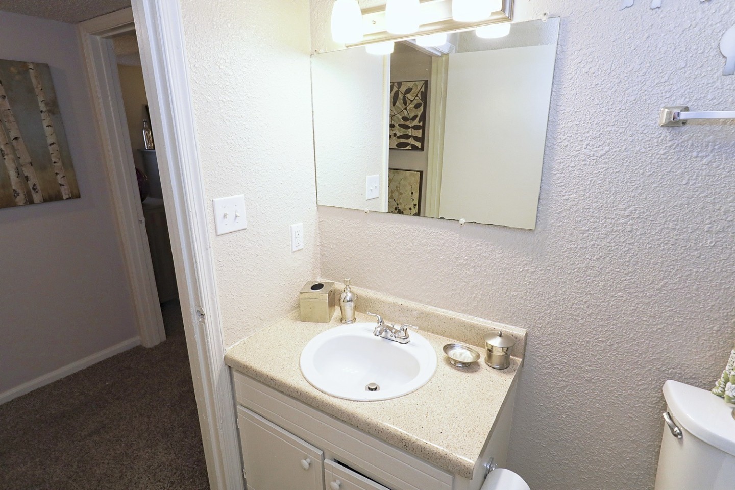 The Morehead Apartments Homes Image 26