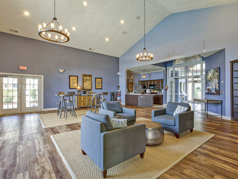 Regency Apartments Image 6