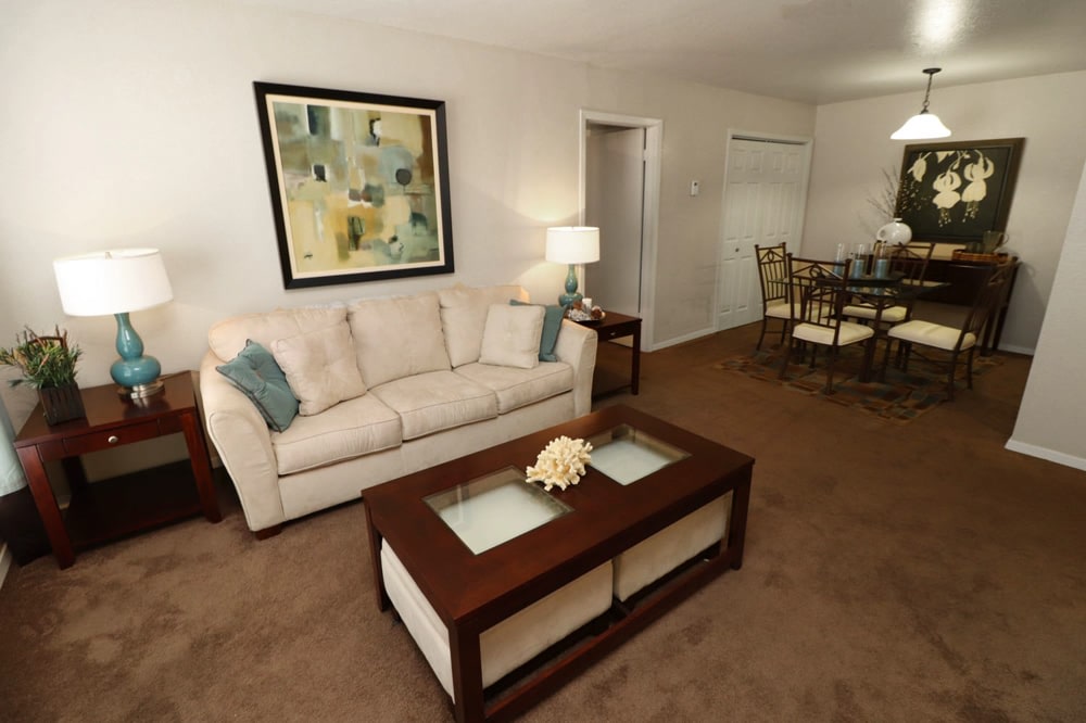 Hillside Apartments Image 5