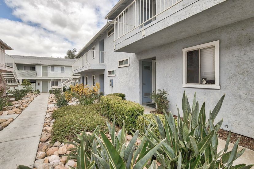 Linda Vista Village Image 17