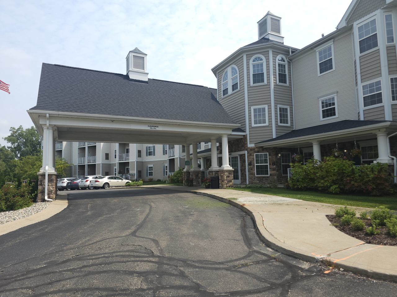 Oakhaven Manor - Senior Living Image 26