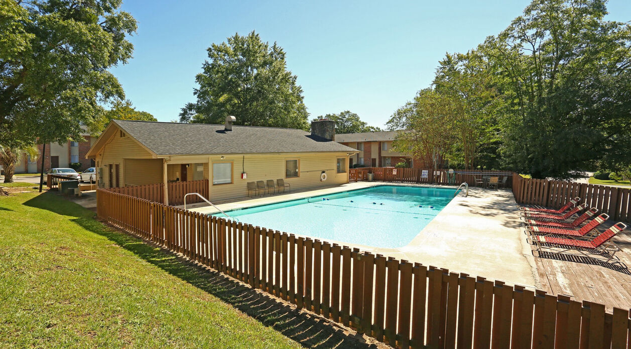 Copperfield Apartments Image 14