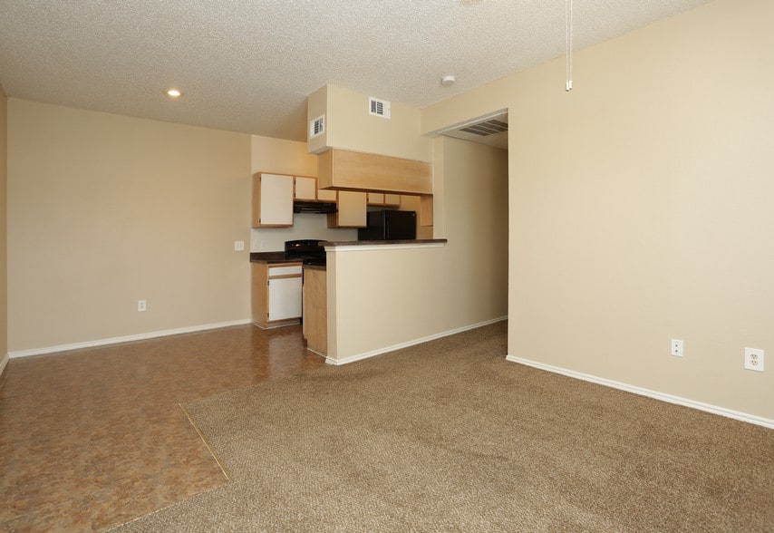 Stonebrook Village Apartments Image 6