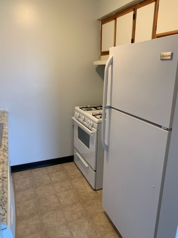 Manhattan Square Apartments Image 3