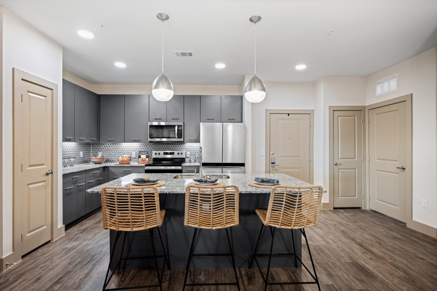 The Alexa Luxury Apartments I & II Image 5
