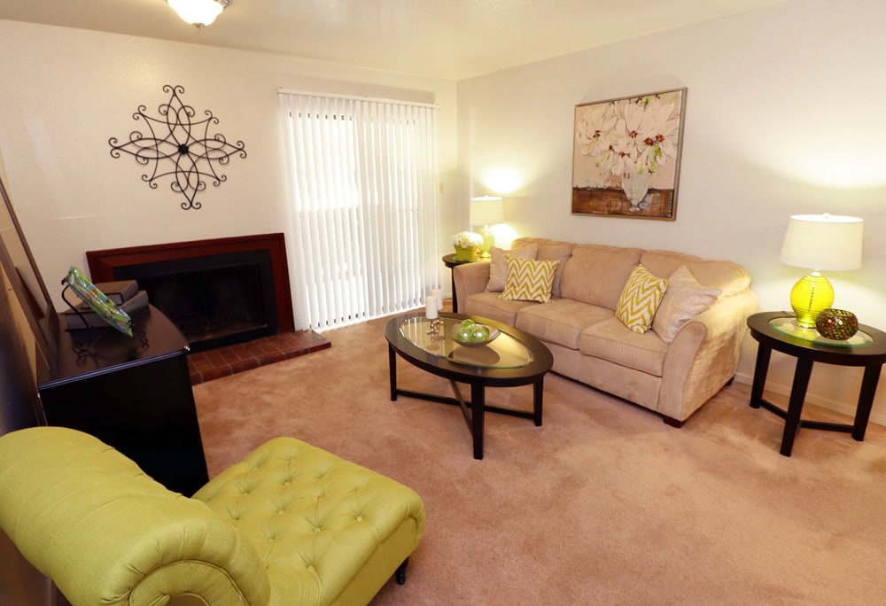 Hillside Apartments Image 4