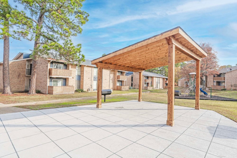 Scenic Pines Image 25