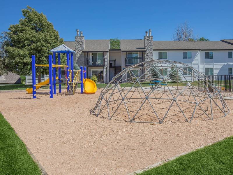 Ironwood at Palmer Park Apartments Image 16