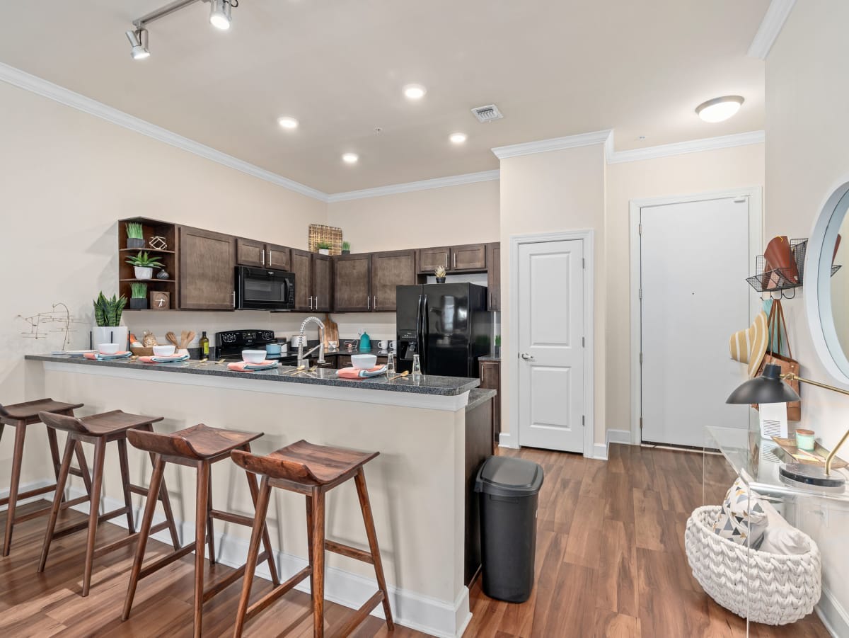 Lake Lofts at Deerwood Image 34